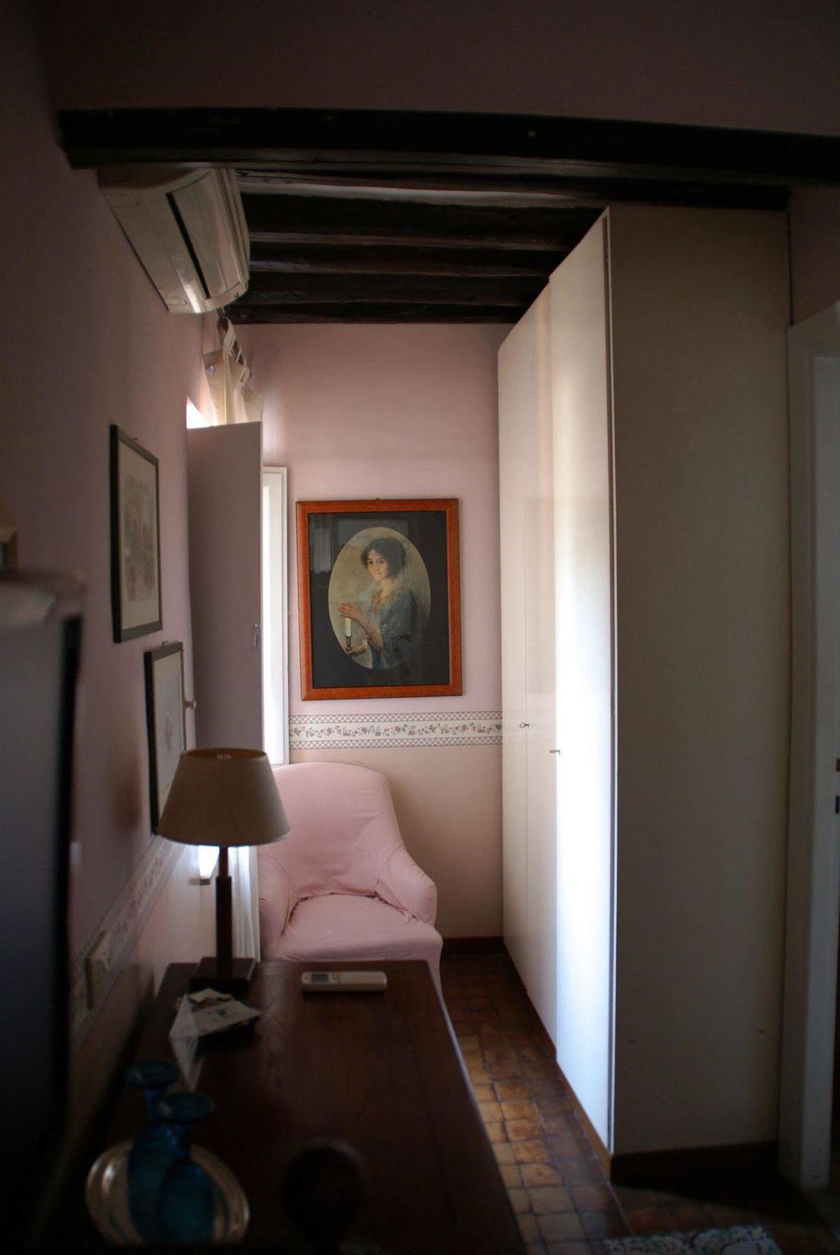 B&B Casa De Luca A Campo De Fiori Roma Ngoại thất bức ảnh